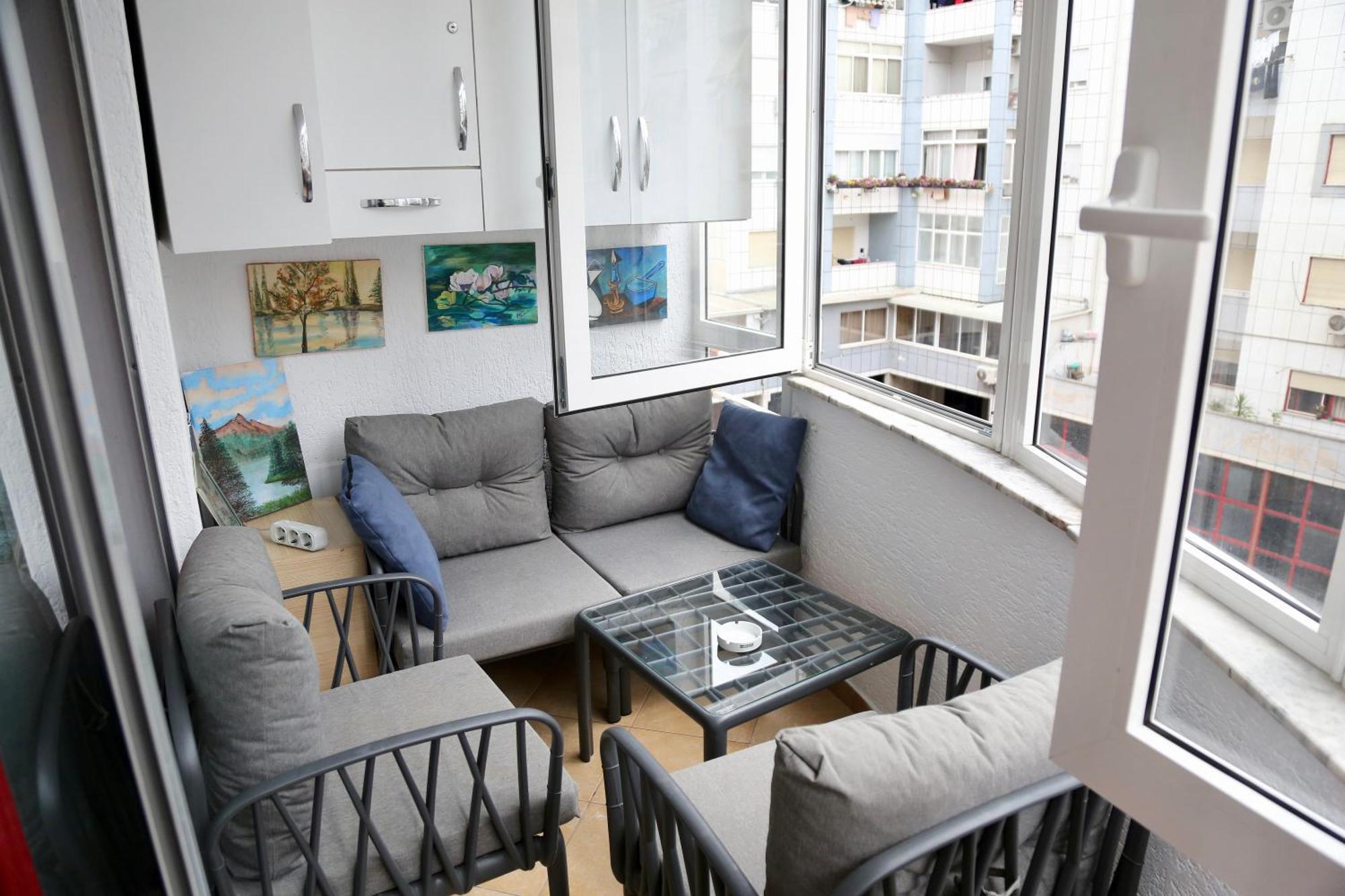 Stay At An Artist'S Place! Тирана Екстер'єр фото